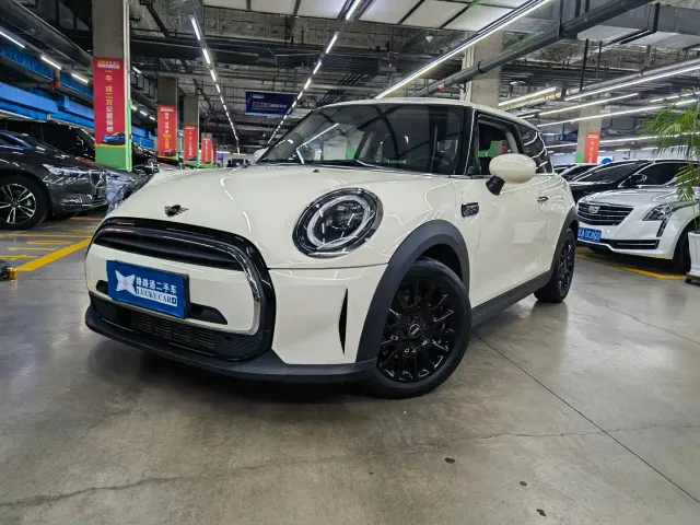 Фотография автомобиля — MINI Hatch