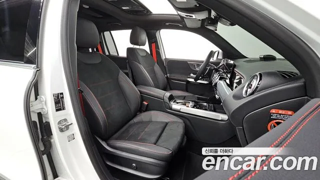 Mercedes-Benz GLB-Class — Фото автомобиля 25