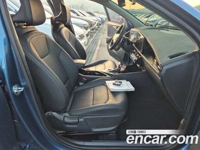 Kia Niro The All New Niro — Фото автомобиля 9