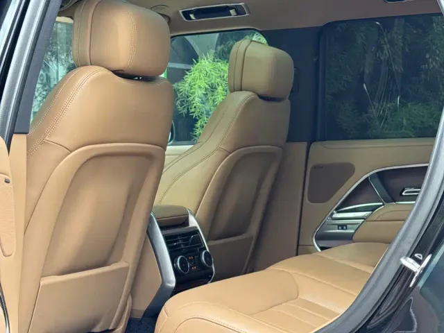 Land Rover Range Rover — Фото автомобиля 8