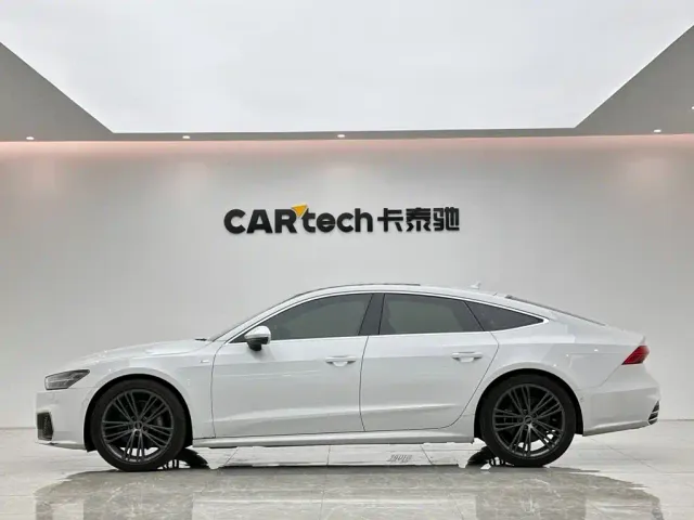 Audi A7 — Фото автомобиля 2