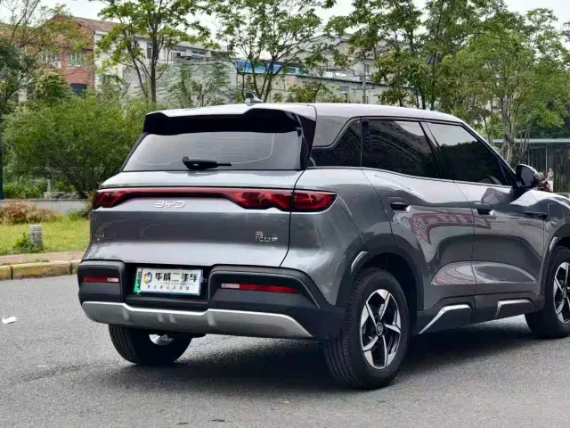 BYD Yuan UP — Фото автомобиля 6