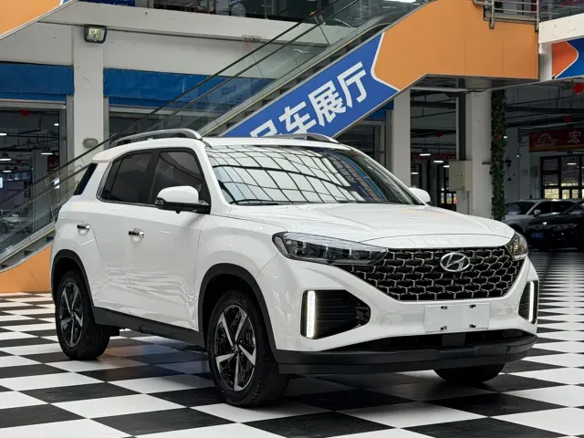Hyundai ix35 — Фото автомобиля 3