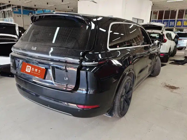 Li Auto L9 — Фото автомобиля 3