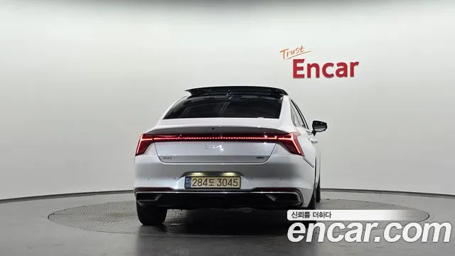Kia K8 Hybrid — Фото автомобиля 4