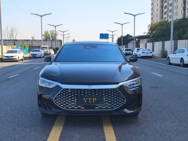 BYD Han — Фото автомобиля 2