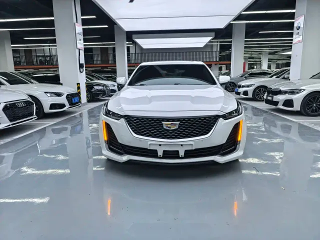 Cadillac CT5 — Фото автомобиля 2