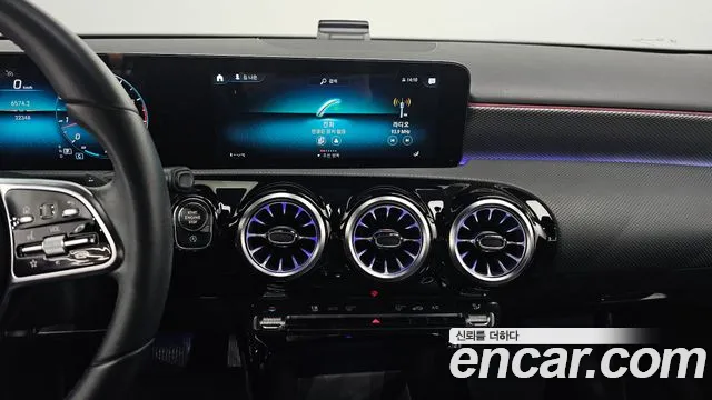 Mercedes-Benz A-Class — Фото автомобиля 14