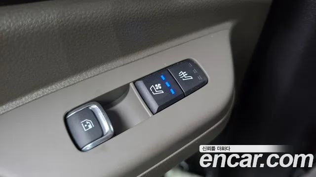 Kia Carnival — Фото автомобиля 27