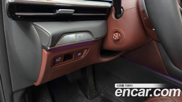Genesis GV80 — Фото автомобиля 27
