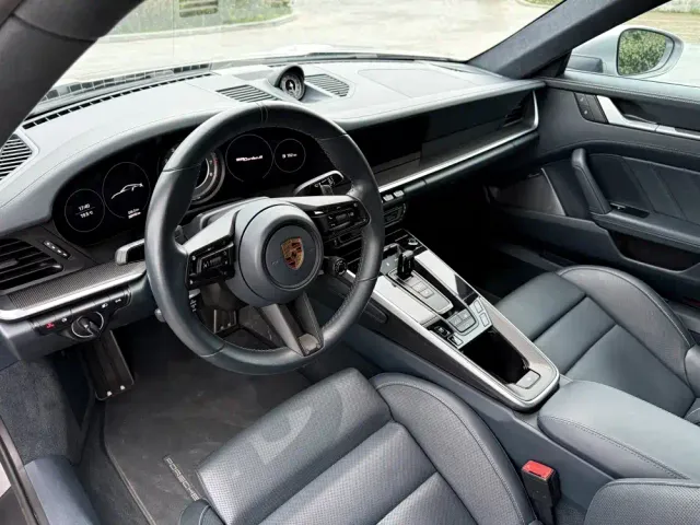 Porsche 911 — Фото автомобиля 3