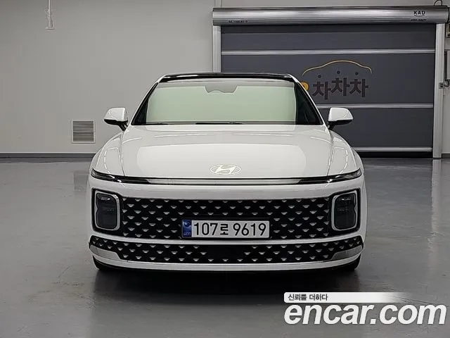 Hyundai Grandeur GN7 — Фото автомобиля 2