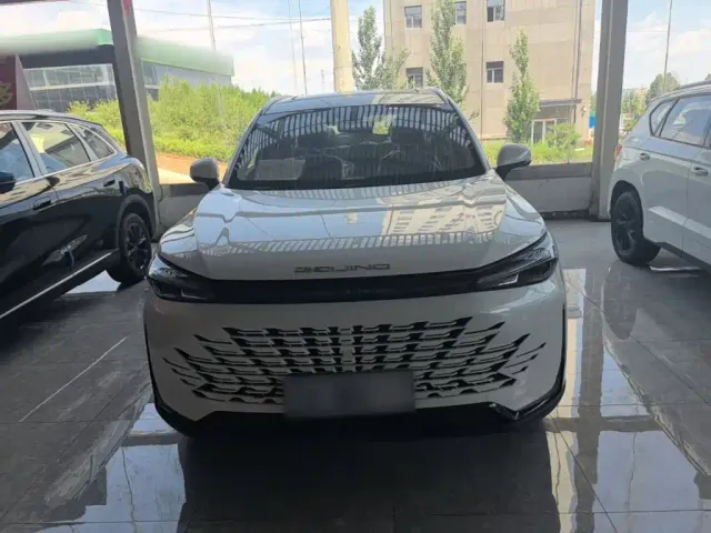 BAIC X7 — Фото автомобиля 2