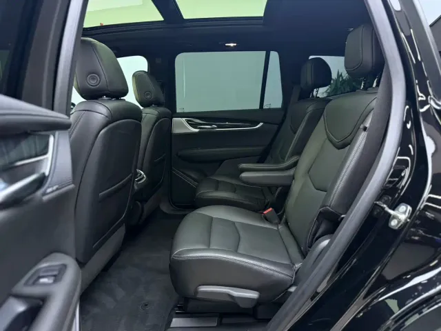 Cadillac XT6 — Фото автомобиля 9