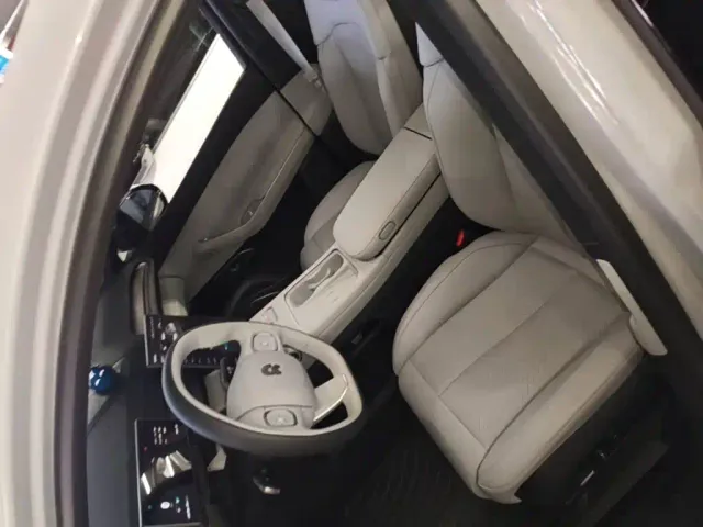 Nio EC7 — Фото автомобиля 14
