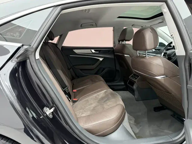 Audi A7L — Фото автомобиля 24