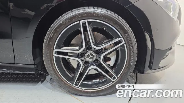 Mercedes-Benz CLA-Class — Фото автомобиля 5
