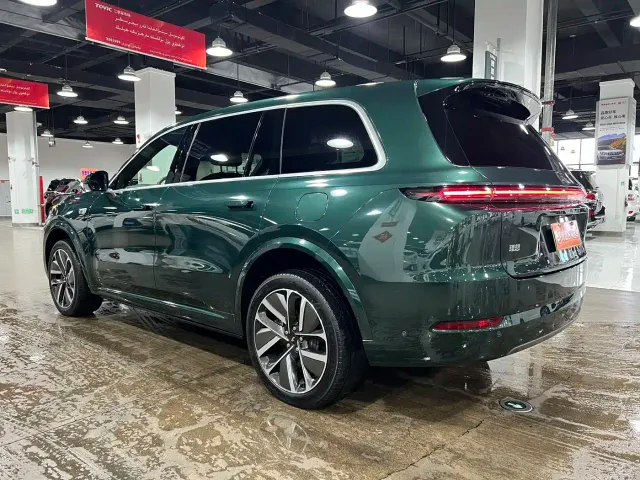 Li Auto L9 — Фото автомобиля 7