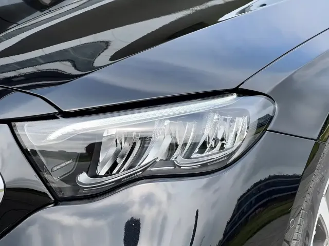Mercedes-Benz E-Class — Фото автомобиля 19