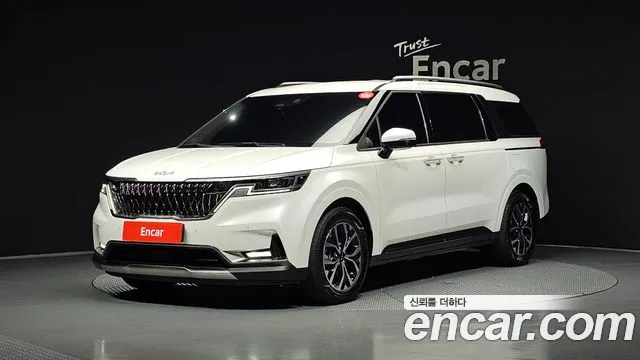 Фотография автомобиля — Kia Carnival Generation 4