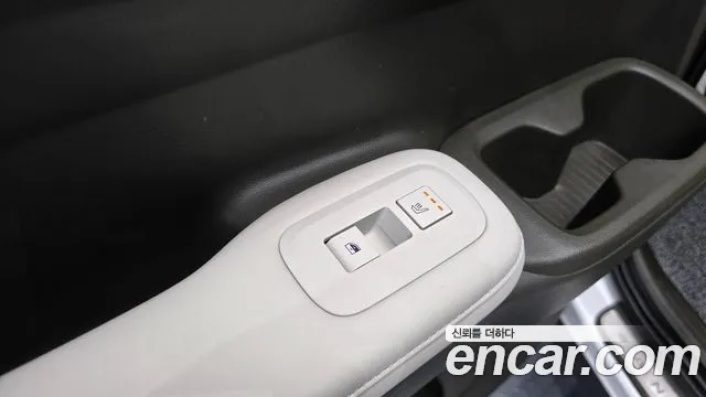 Hyundai Santa Fe MX5 — Фото автомобиля 19