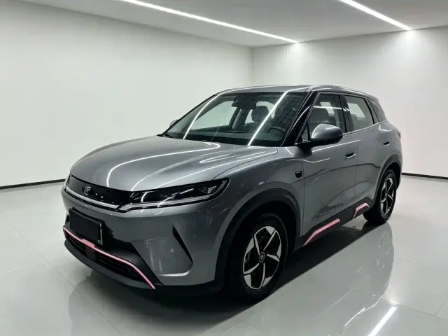 Фотография автомобиля — BYD Yuan UP