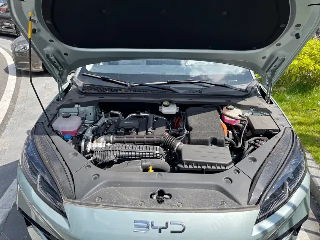BYD Seal 06 DM-i Touring — Фото автомобиля 14