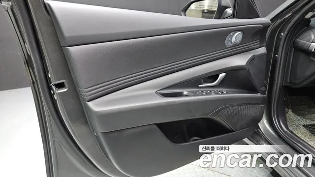 Hyundai Avante CN7 — Фото автомобиля 13