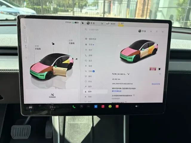 Tesla Model Y — Фото автомобиля 6