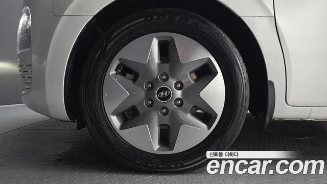 Hyundai Staria Staria 4WD Tourer 11 мест — Фото автомобиля 5