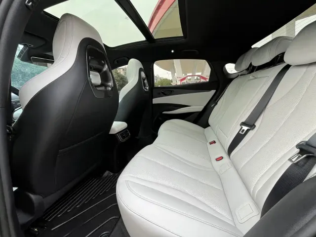 BYD Seal 06 — Фото автомобиля 14