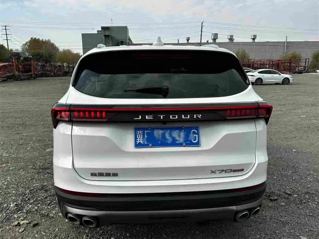 Jetour X70 Plus — Фото автомобиля 12