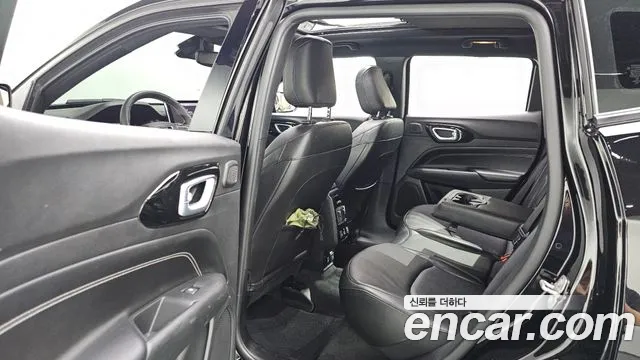 Jeep Compass — Фото автомобиля 18