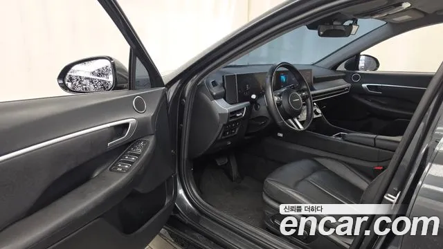 Hyundai Sonata Premium — Фото автомобиля 10