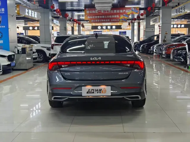 Kia K5 — Фото автомобиля 15