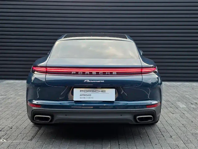 Porsche Panamera — Фото автомобиля 3
