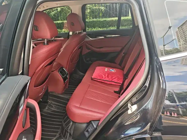 BMW X3 — Фото автомобиля 11