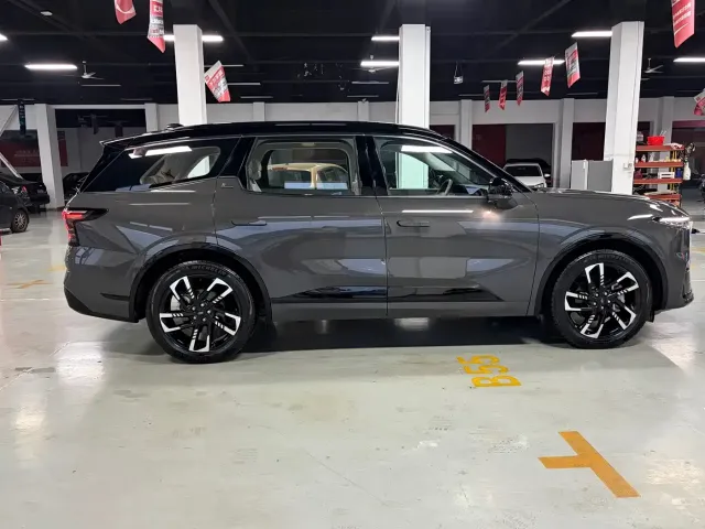 Ford Edge — Фото автомобиля 14