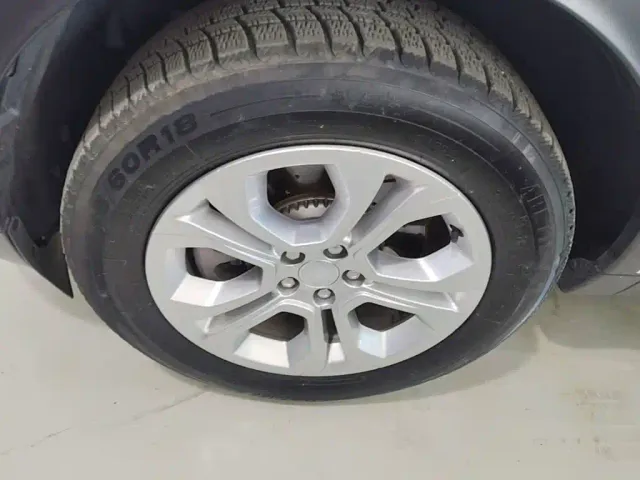 Land Rover Discovery Sport — Фото автомобиля 22