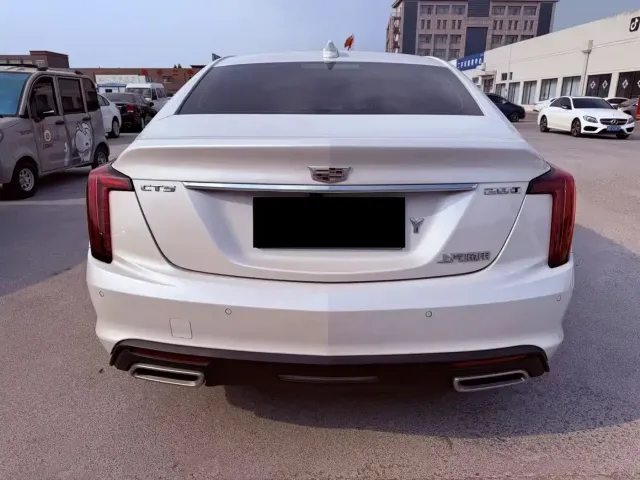Cadillac CT5 — Фото автомобиля 4