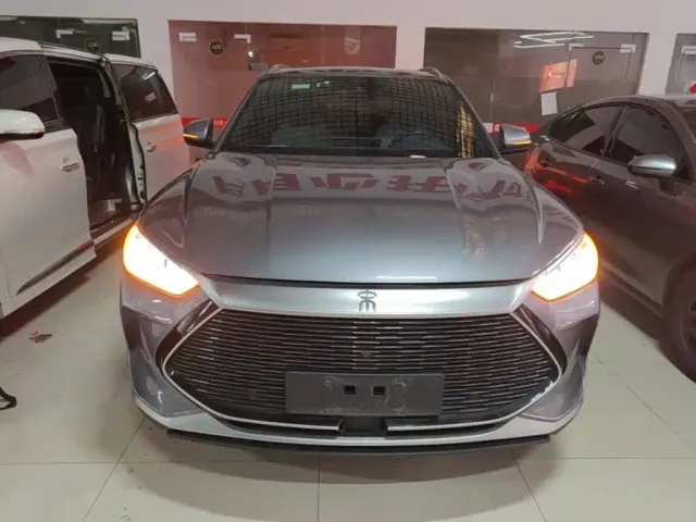 BYD Song PLUS — Фото автомобиля 2