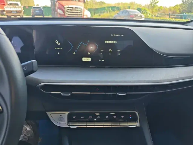 Changan Eado — Фото автомобиля 12