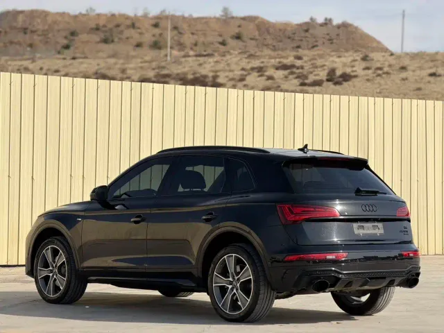 Audi Q5L — Фото автомобиля 6