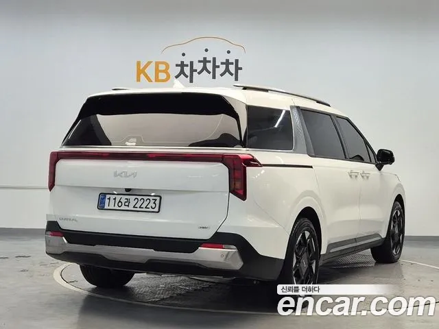 Kia Carnival 4th Gen — Фото автомобиля 3