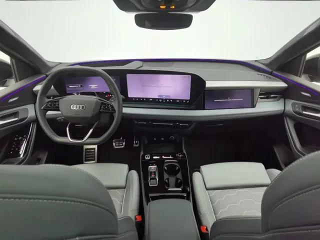 Audi Q6L e-tron — Фото автомобиля 5