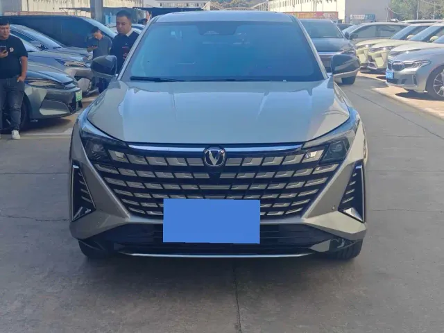 Changan UNI-Z — Фото автомобиля 2