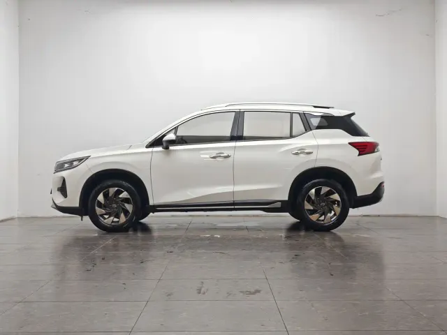GAC Trumpchi GS4 — Фото автомобиля 10