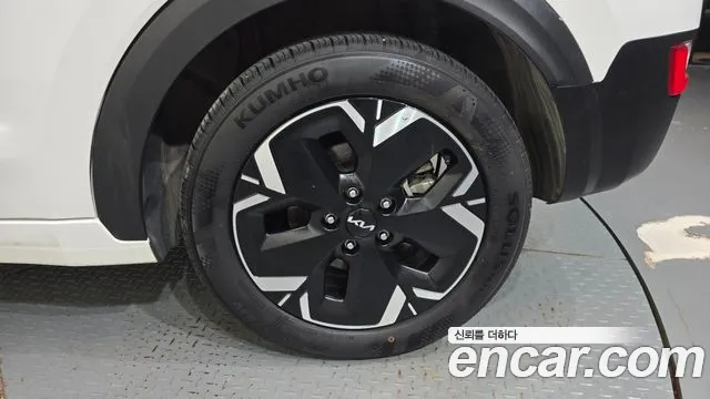 Kia Niro New — Фото автомобиля 6