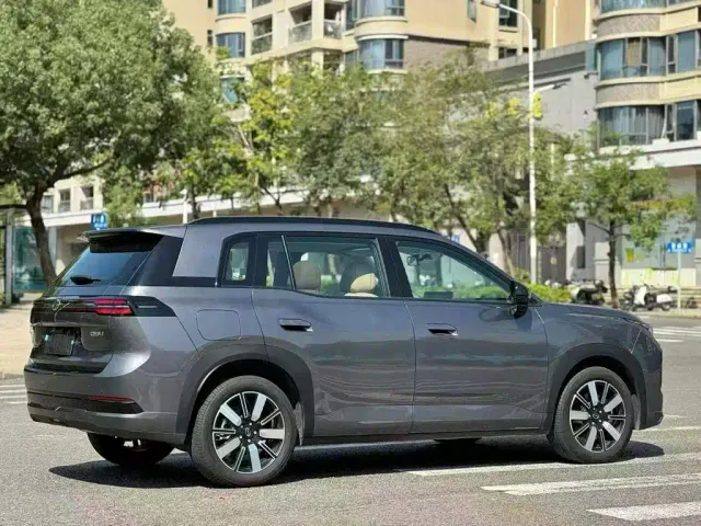 GAC Trumpchi GS4 — Фото автомобиля 9