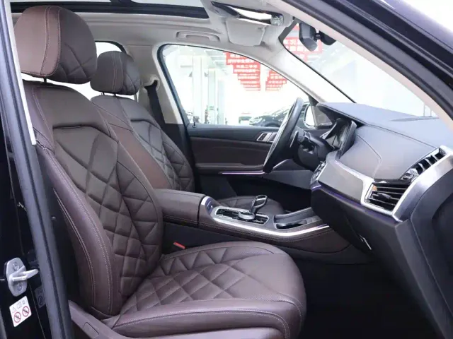 BMW X5 — Фото автомобиля 21